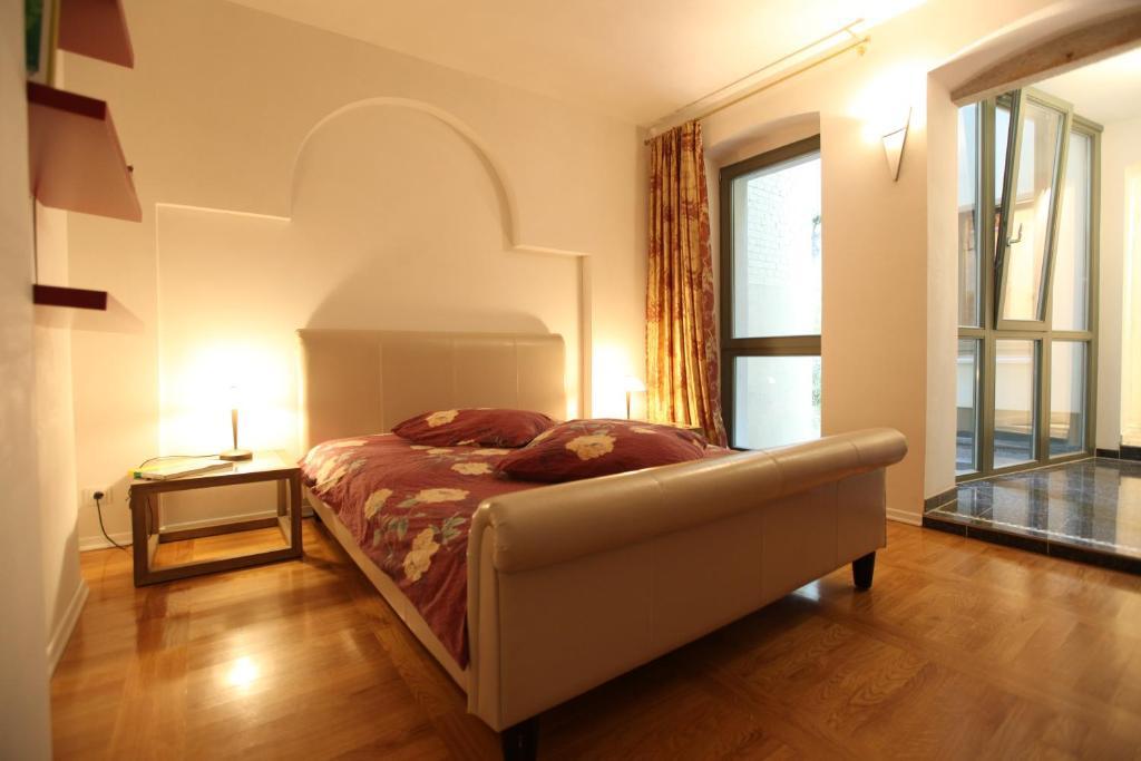 באד שאנדאו Apartmenthaus Albrechtsburg חדר תמונה